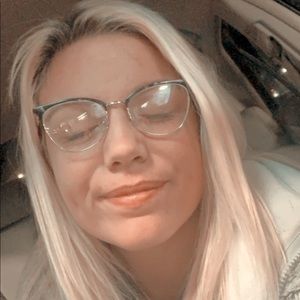 Meet your Posher, Maggie